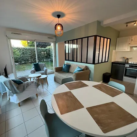 Restaurant Et Parking Privatif